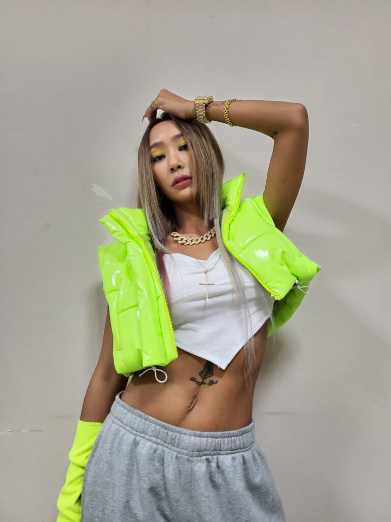 HYOLYN