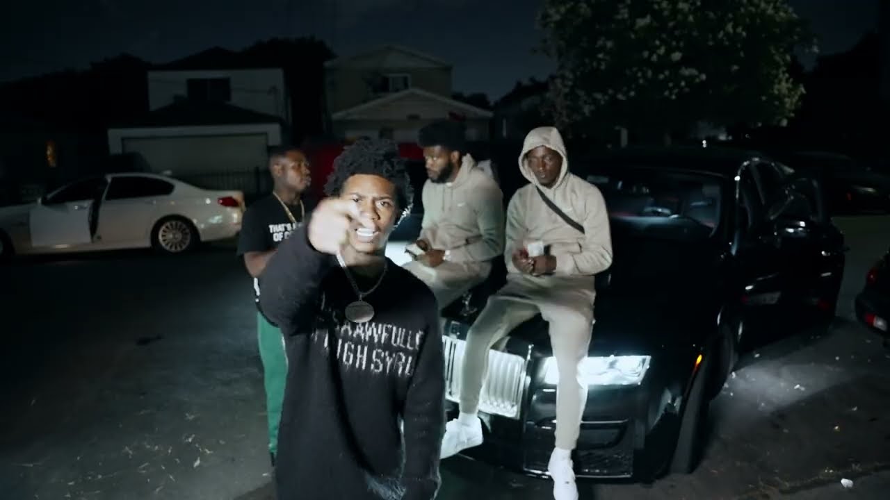 Knock Kneed Lyrics
