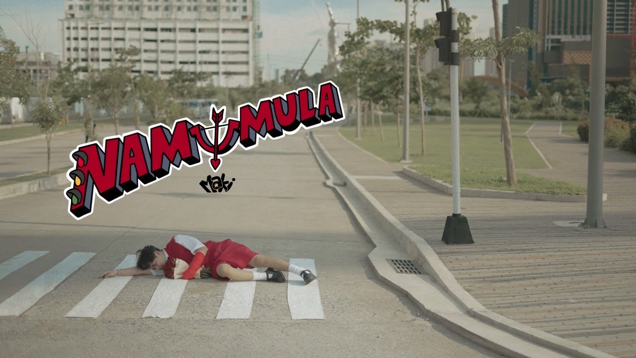 Namumula Lyrics