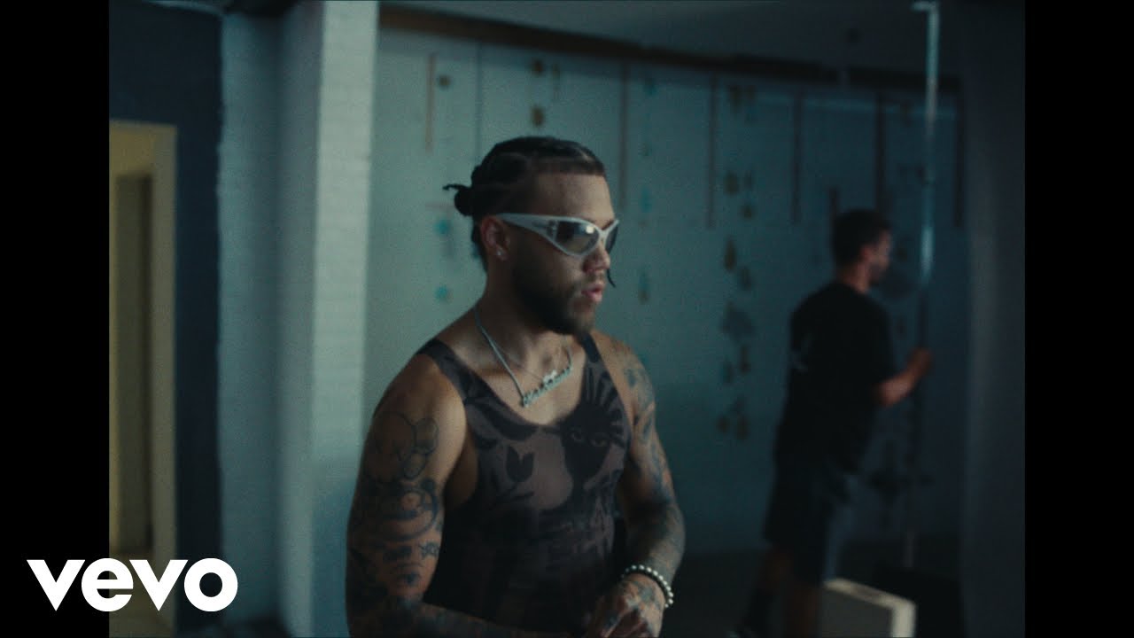 3D Lyrics