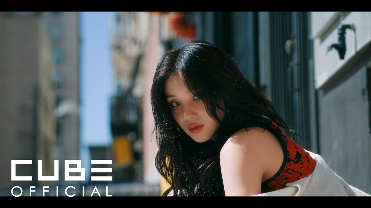 Radio (Dum-Dum) Lyrics