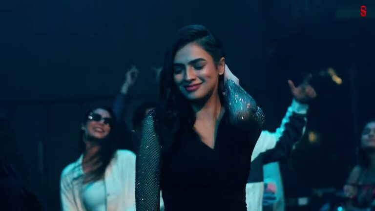 Aaja Aaja Lyrics