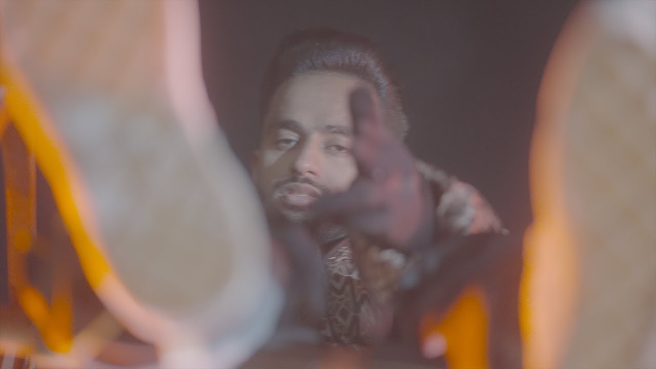 Bet On Me Lyrics