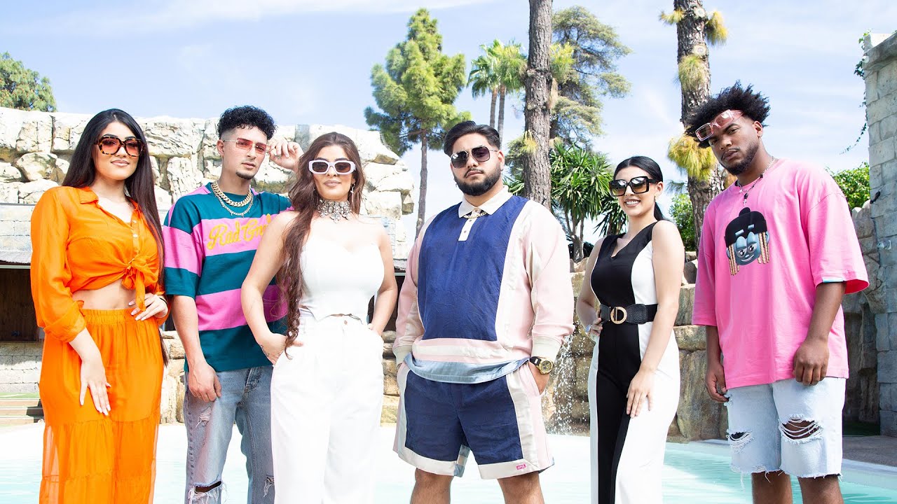 BOMBAY Lyrics In English Translation|