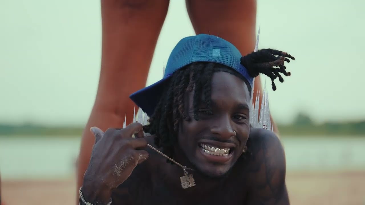 Bad Bitches Lyrics|