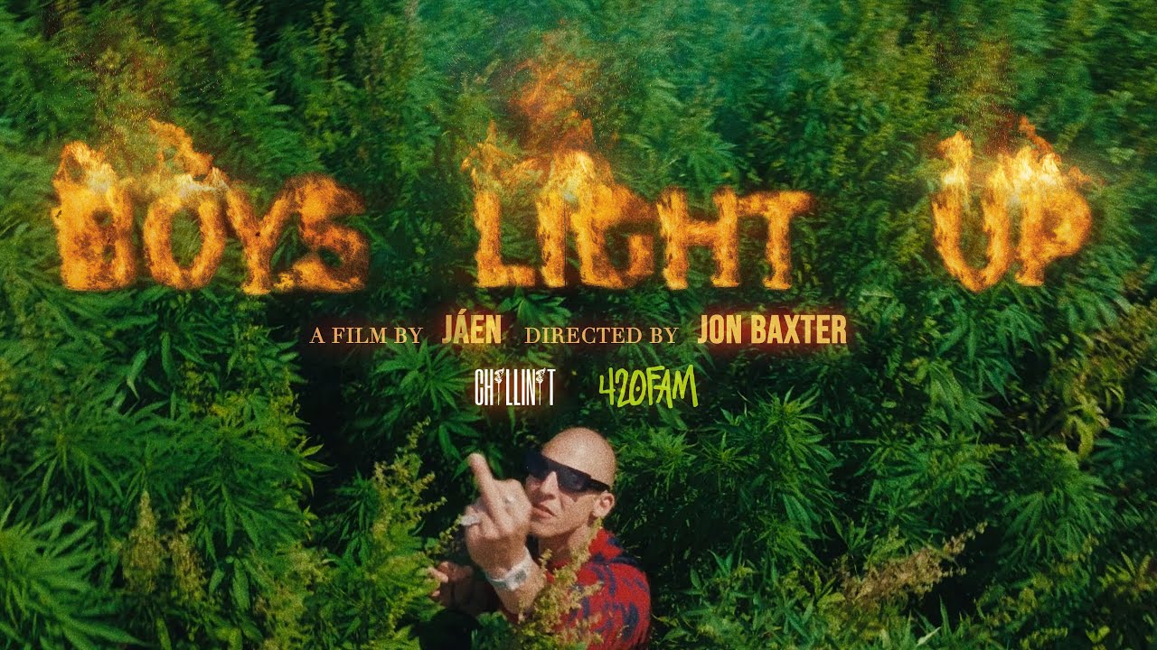 Boys Light Up Lyrics|