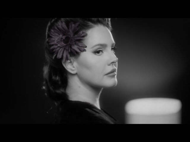 Candy Necklace Lyrics