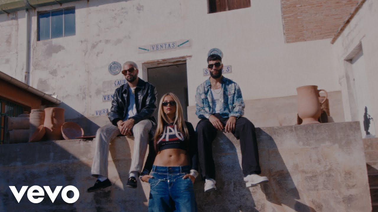 DE PLASTILINA Lyrics In English Translation|
