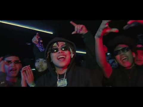 DRUGS IN THA CLUB Lyrics