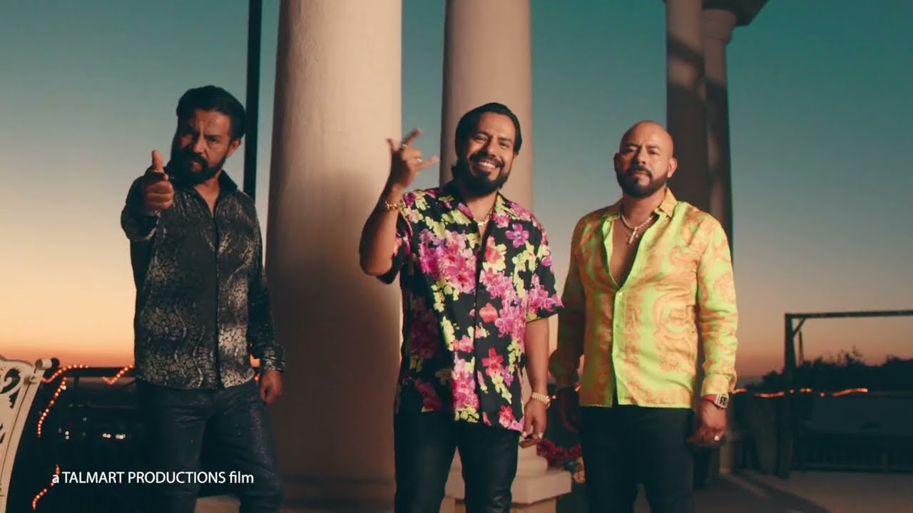 De La Perla Lyrics In English Translation|