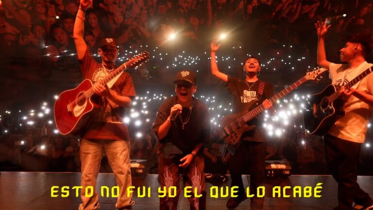 Dos Extraños Lyrics In English Translation|