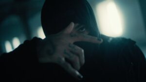 FEEL WXRTHLESS Lyrics