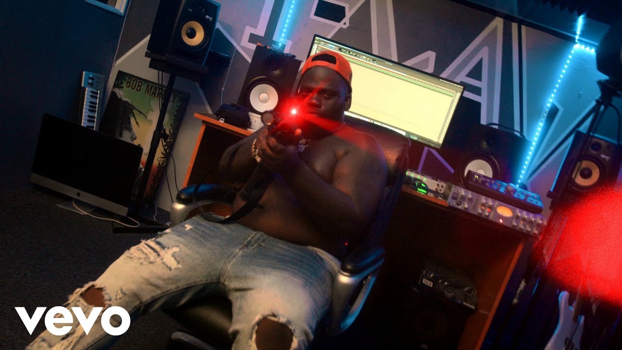 Gun Estate Lyrics|