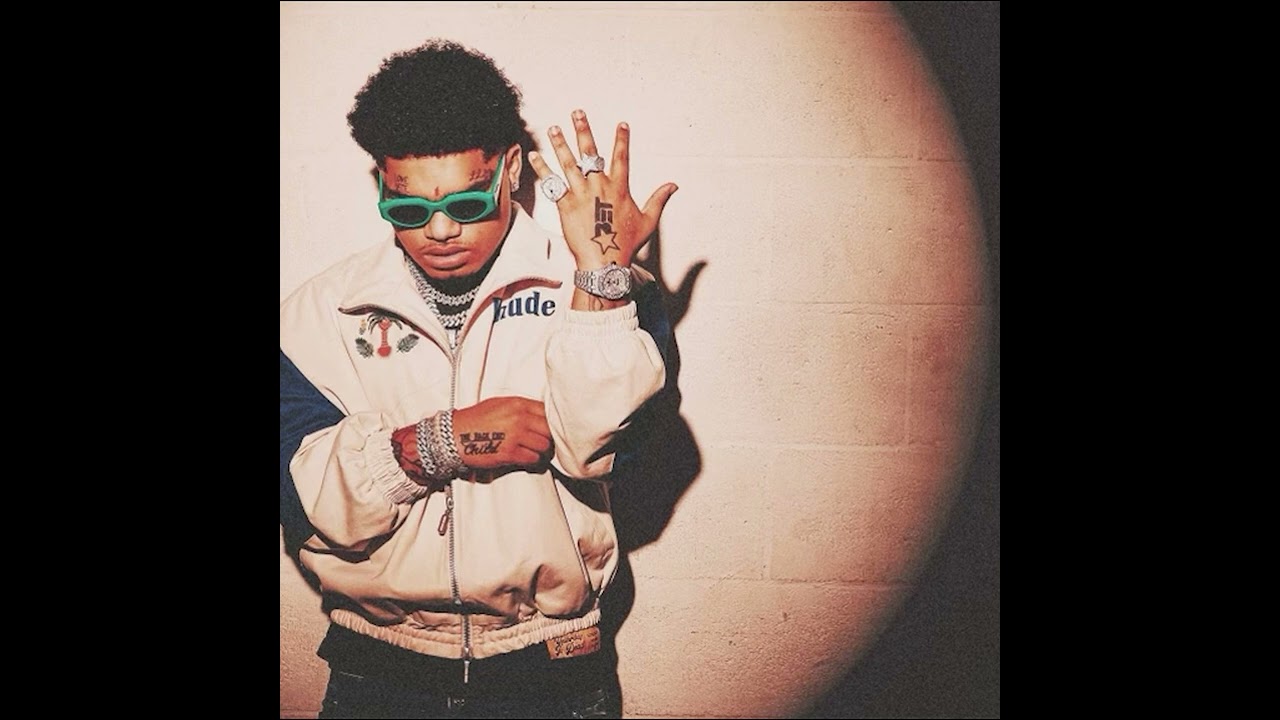 Holster (remix) Lyrics