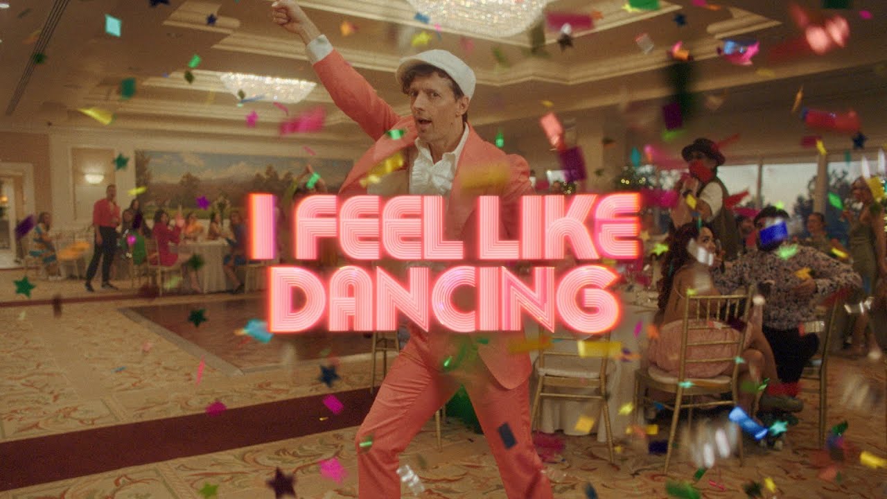 I Feel Like Dancing Lyrics
