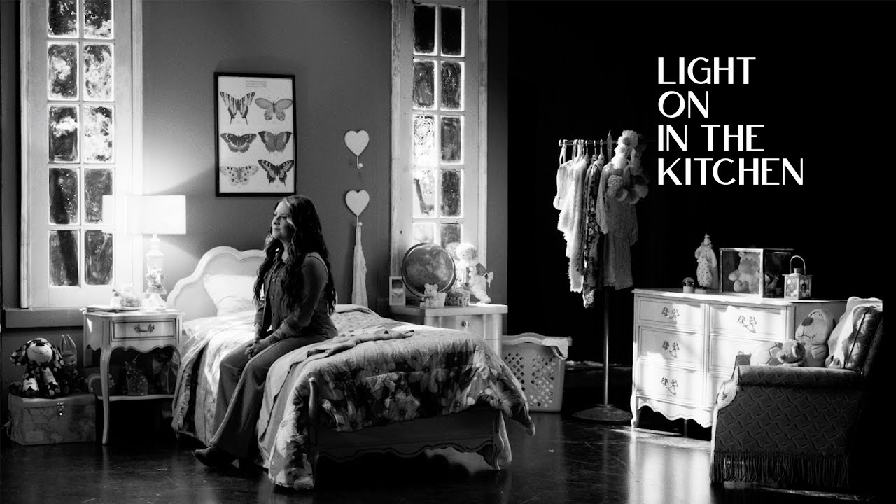 Light On In The Kitchen Lyrics