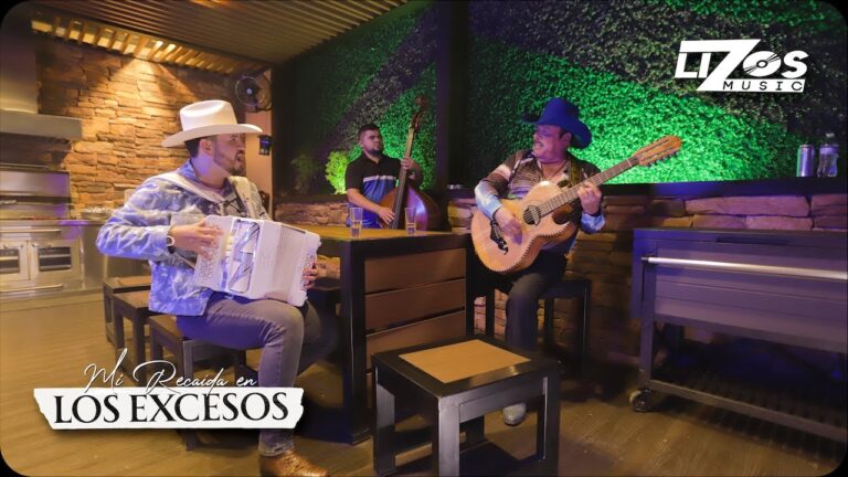 Mi Recaida en Los Excesos Lyrics In English Translation