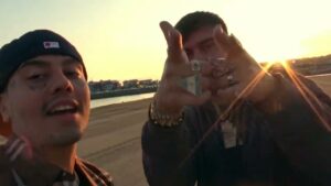 NO DA MAS Lyrics In English Translation|