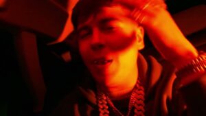 NUNCA ENTENDEMO' Lyrics In English Translation|