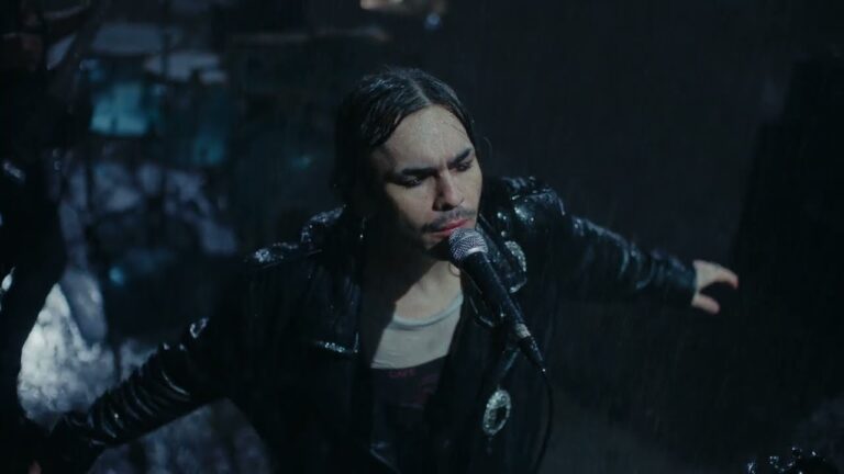 NUNCA LO OLVIDES Lyrics In English Translation|
