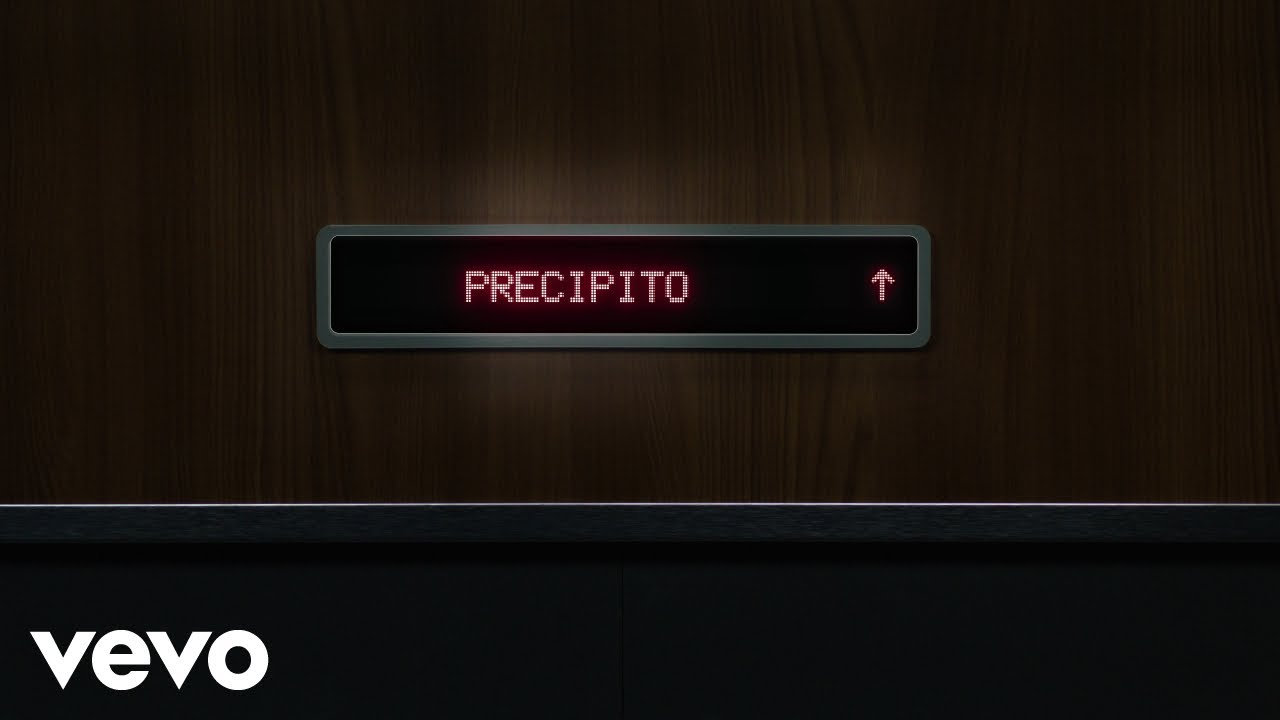 PRECIPITO Lyrics