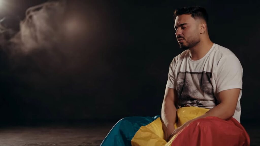 Roman in strainatate Lyrics