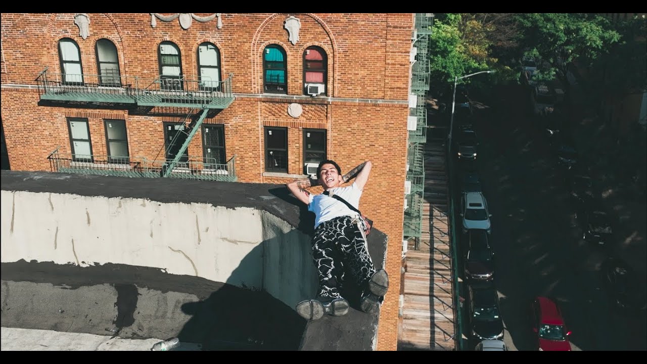TURN ME UP Lyrics|