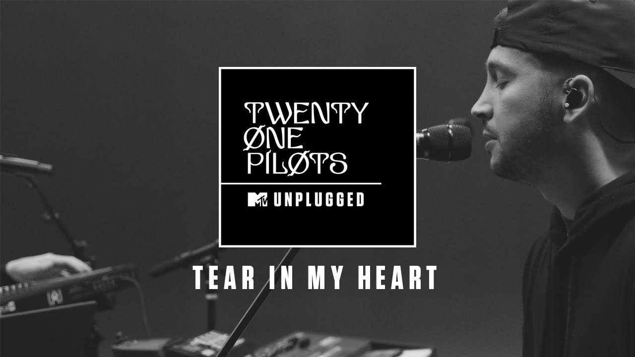 Tear in My Heart Lyrics