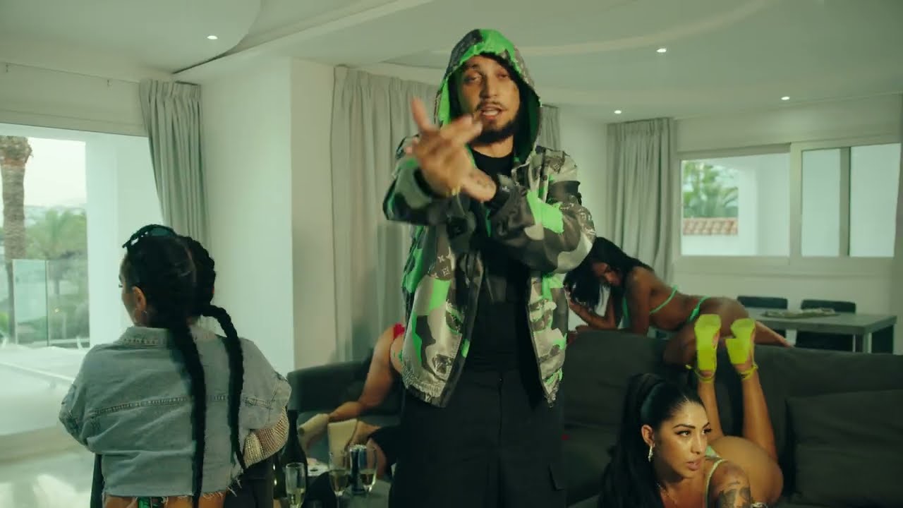 VA BIEN Lyrics In English Translation|