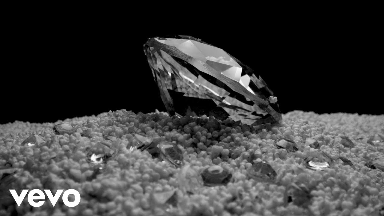 Diamantes y Amaranto Lyrics