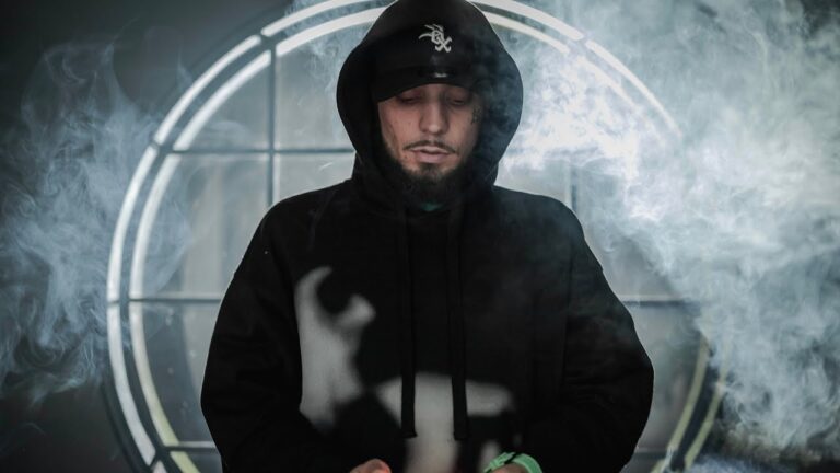 Multiplicando $$$ Lyrics