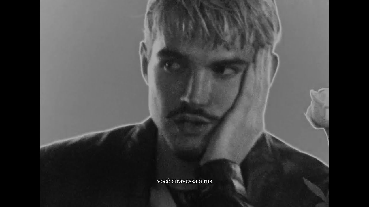 O Triste É Que Eu Te Amo Lyrics