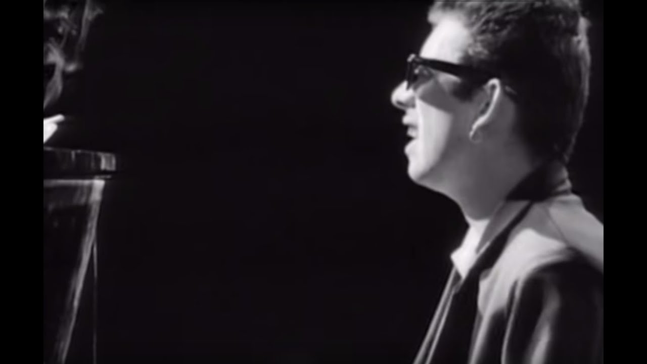 pogues christmas song|