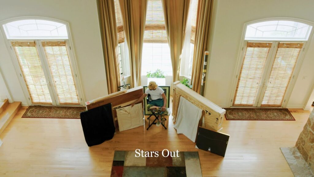 Stars Out Lyrics