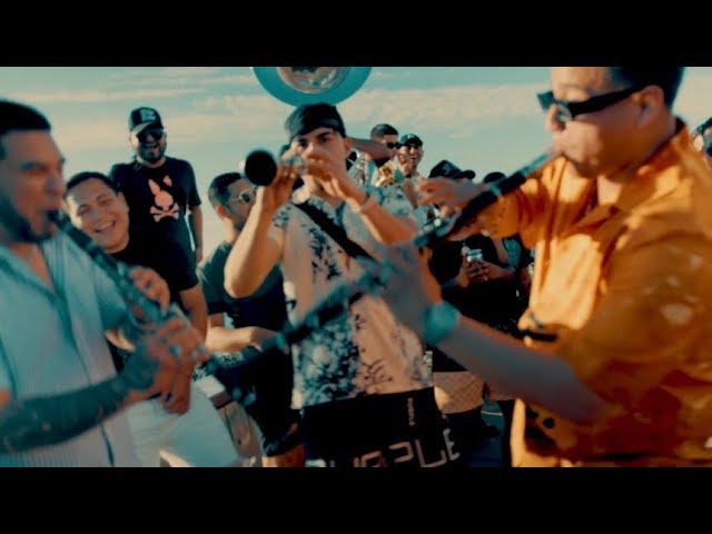 ¿Qué Se Te Quitó? Lyrics In English Translation