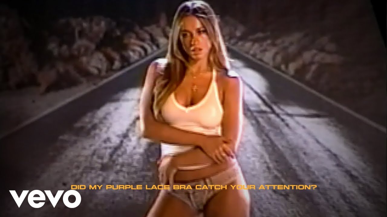 Purple lace bra Lyrics