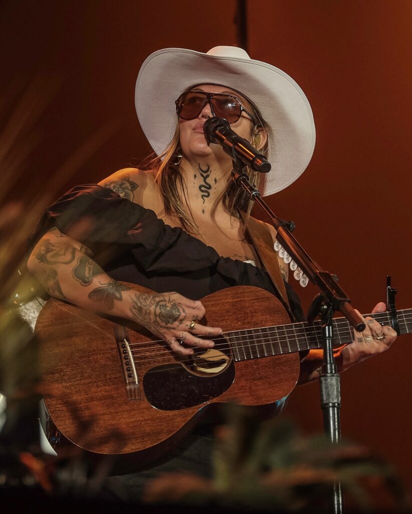 Elle King