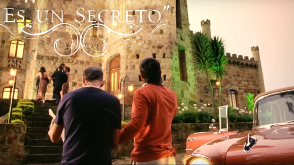 Es Un Secreto Lyrics