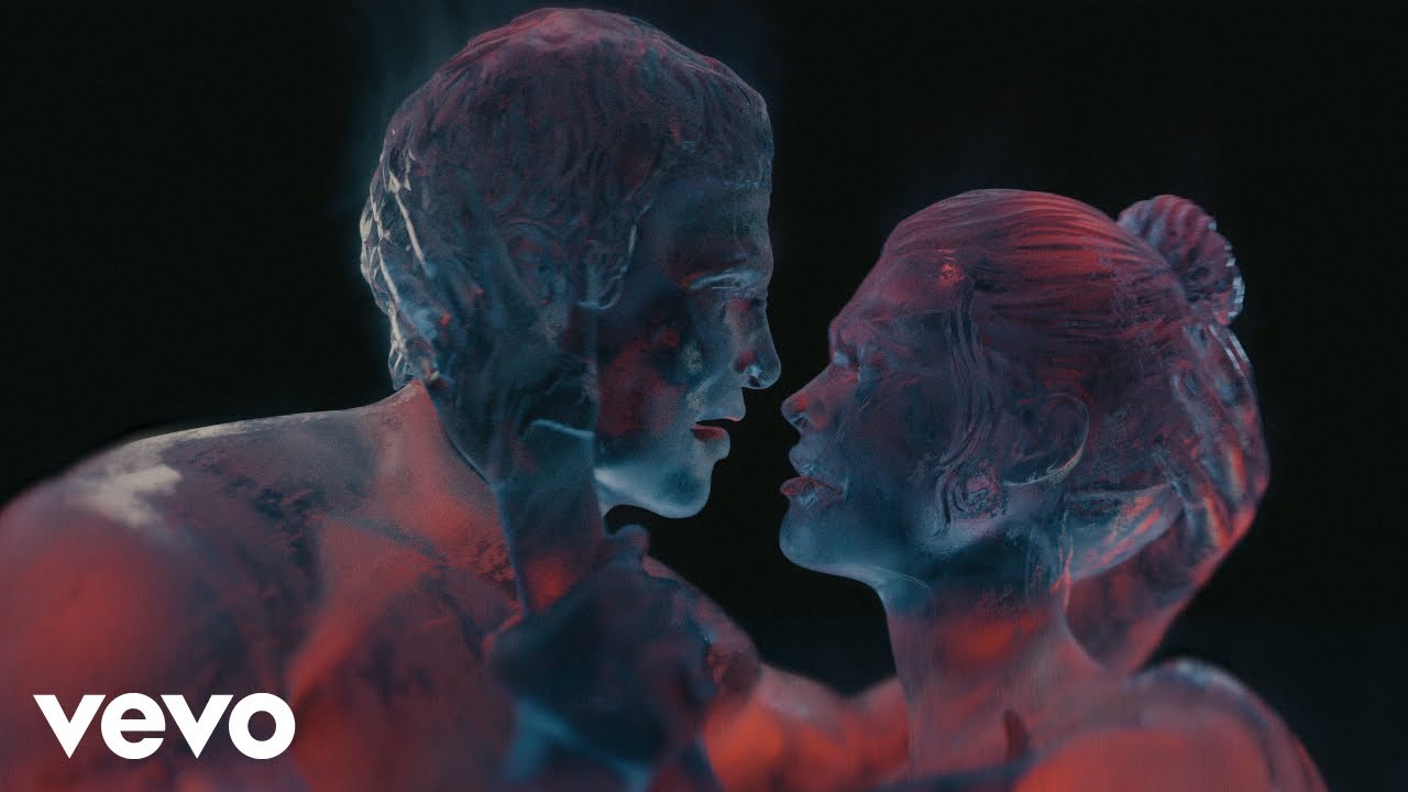 Kiss Me Now Lyrics